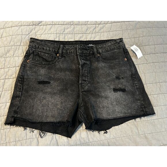 NEW! Old Navy HighRise OG Straight Blk Cutoff Jean Shorts Size 10 Denim NWT - Picture 1 of 6